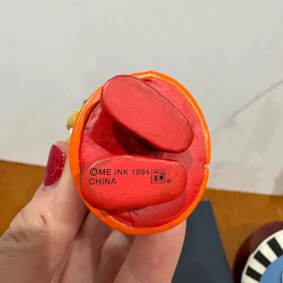 Mary Engelbreit vintage ornaments 1994 - Picture 3 of 6